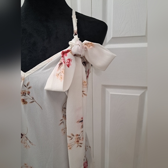 Floral Spring Slip Dress With A Bow Tie    Size M - Picture 4 of 8